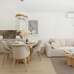 Baltini Premium Polanki Aqua Pool & Design Apartment